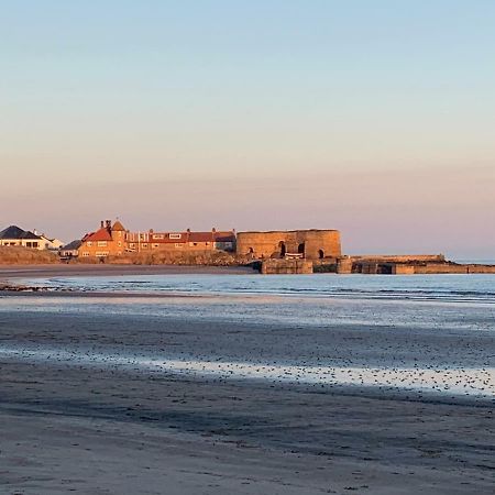 Ferienwohnung Church View / The Craster Arms in Beadnell Exterior foto